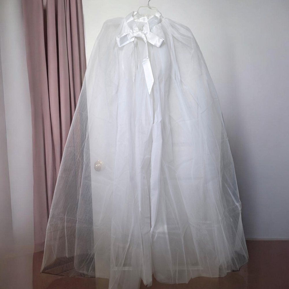 Elegant White Tulle Cape with Bow NEW